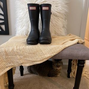 Black matte hunter mid-calf boots